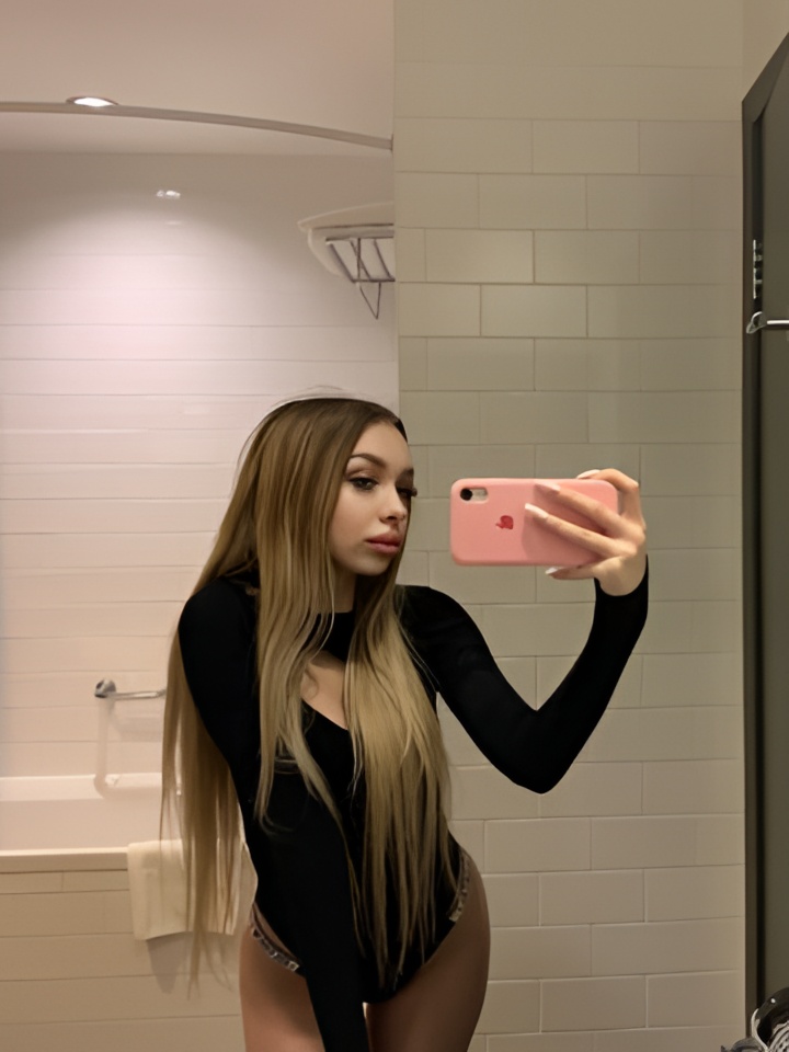 Рената привлекательная девушка из Рыбинск цена от 2000 руб