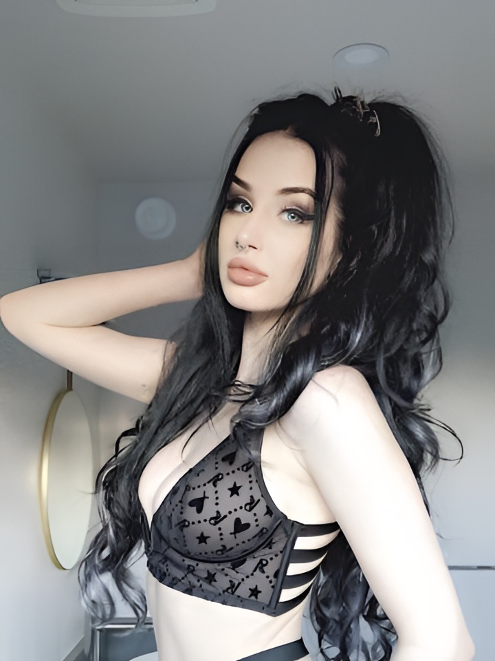 Снежанна привлекательная девушка из Рыбинск цена от 5000 руб