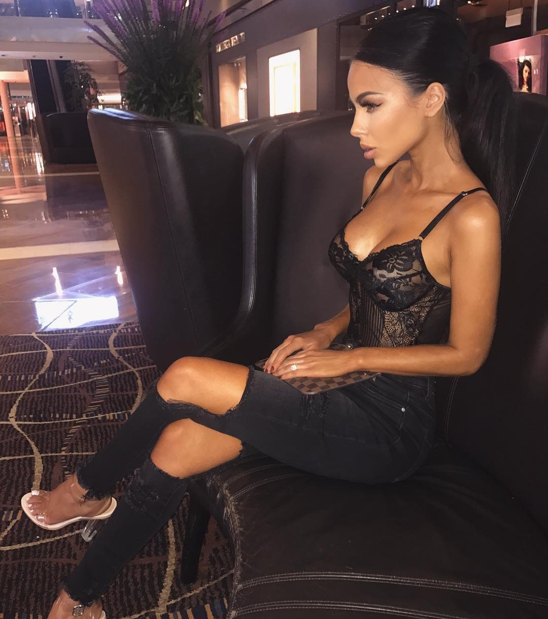 Дашута привлекательная девушка из Рыбинск цена от 3000 руб